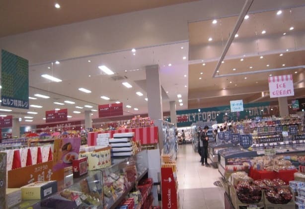 スーパーマーケット：ヤオコー　嵐山バイパス店